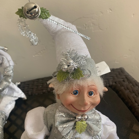 2018 Robert Stanley Home Collection Silver & Plum Posable Holiday Elves Set of 2 - Picture 2 of 10